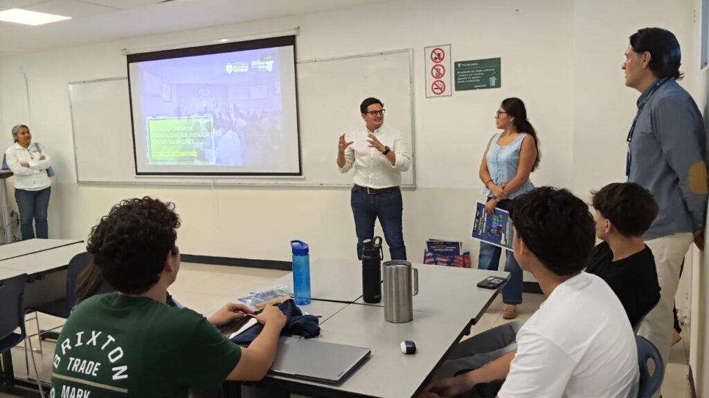 Cecilia Patrón apuesta por jóvenes para transformar Mérida