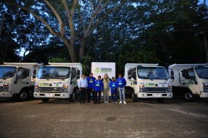 Cecilia Patrón suma maquinaria para mejorar calles de Mérida