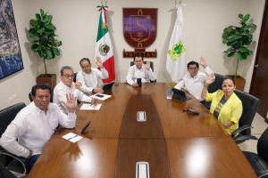 Díaz Mena protege a estudiantes ante Isaías