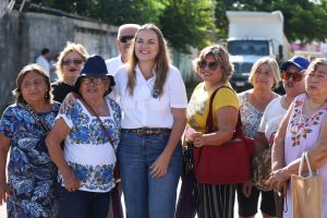 Cecilia Patrón intensifica labores de limpieza y desazolve en Mérida
