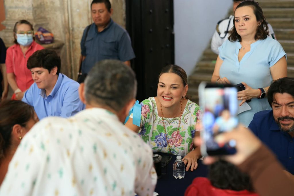 Cecilia Patrón fortalece el emprendimiento femenino con atención directa